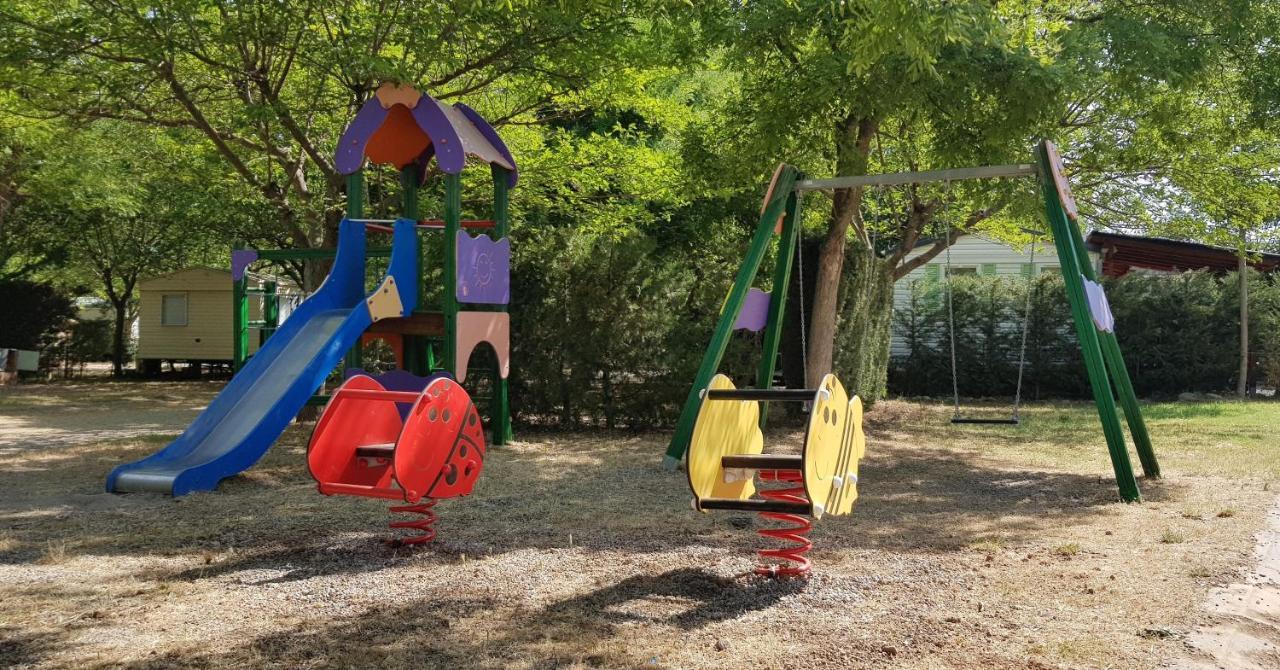 Camping Oliana Exterior photo