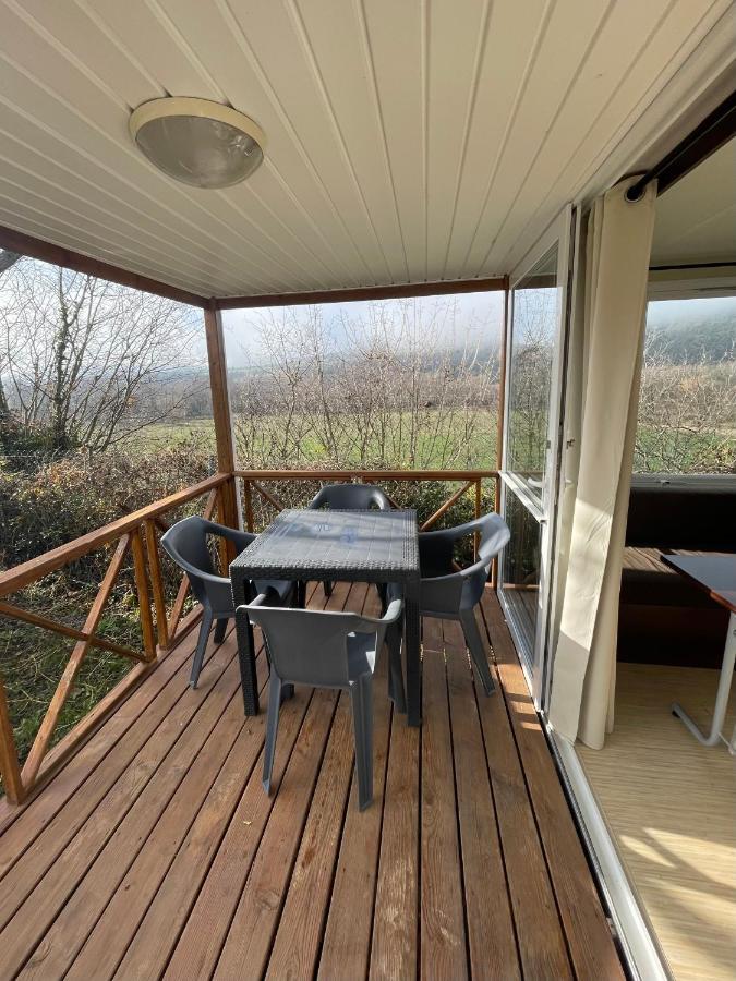 Camping Oliana Exterior photo